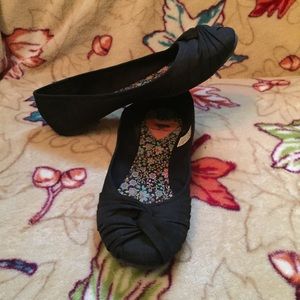 Rocket dog dress flats